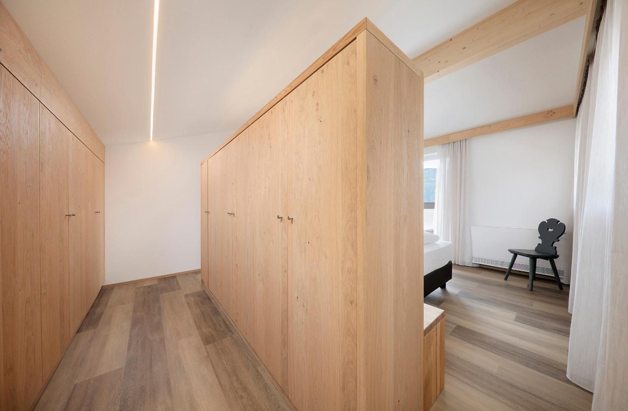 Appartement-Hotel Anthea ティローロ エクステリア 写真