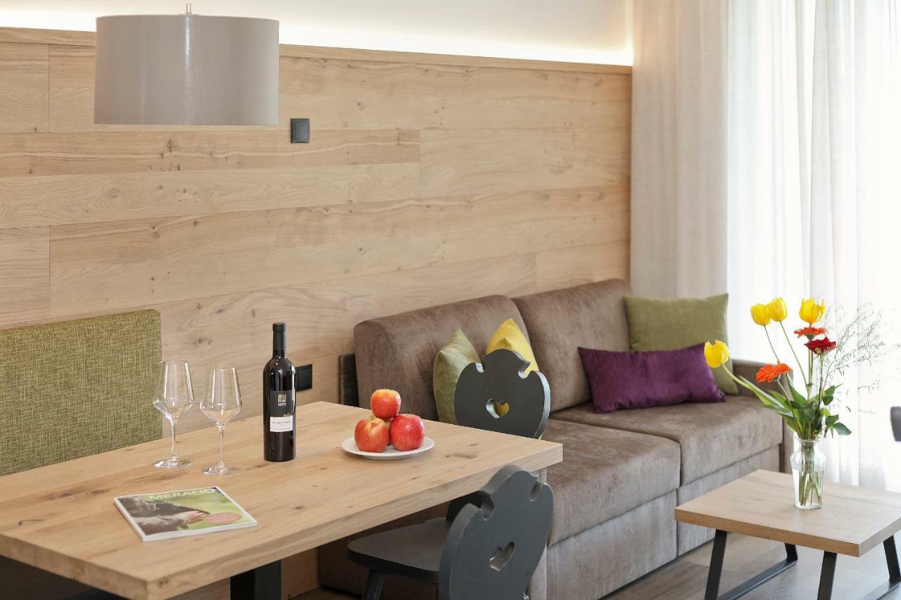 Appartement-Hotel Anthea ティローロ エクステリア 写真